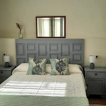 Casa Saballa 펜션 오그로브